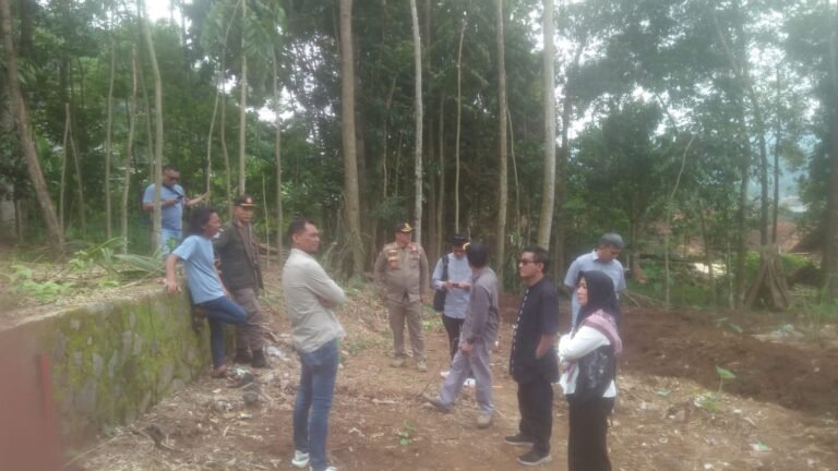 GUNUNG
