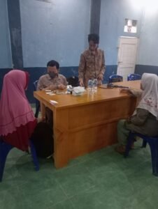 Program Pengobatan Gratis Disambut Antusias Warga Desa Sindulang
