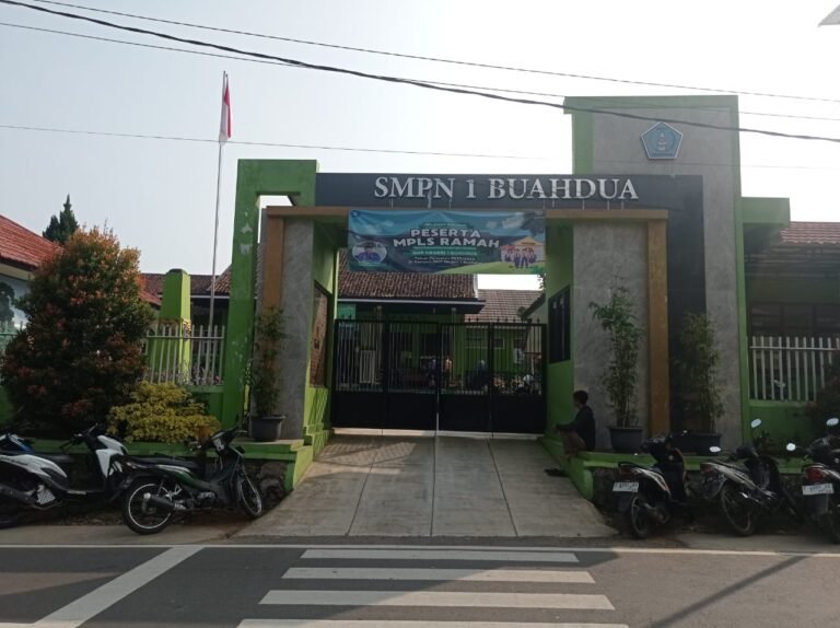 smp buahdua